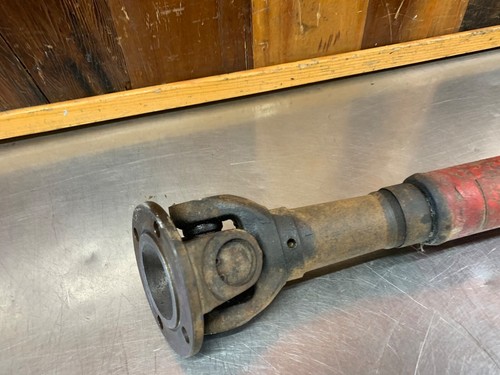 Triumph TR4 TR4A TR250 TR6 • Original Driveshaft Assembly. Used. T8300 - Picture 6 of 9