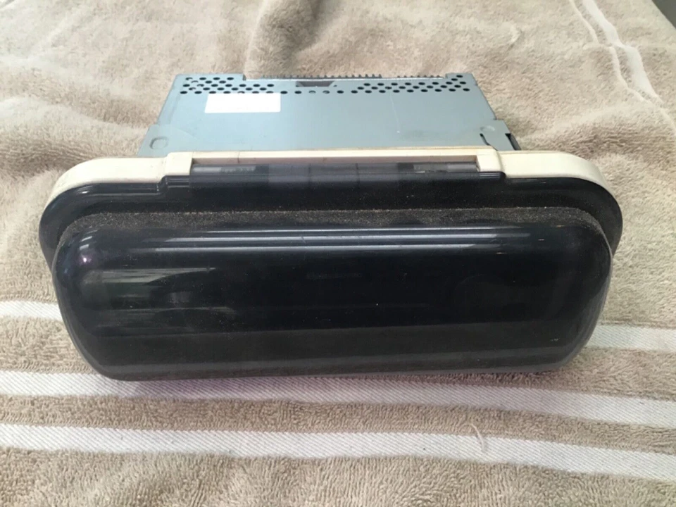 Honda Goldwing GL1000 1978 radio inserción Panasonic CQ-C1101U Foto 4 de 4