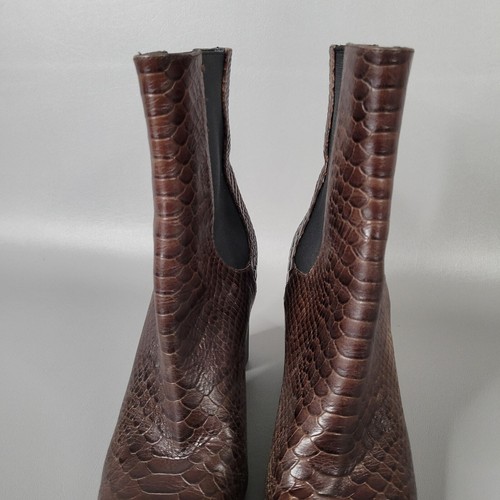 Donald Pliner Laila Booties Embossed Snakeskin Leather Dark Brown Size 8.5M - 第 8/15 張圖片