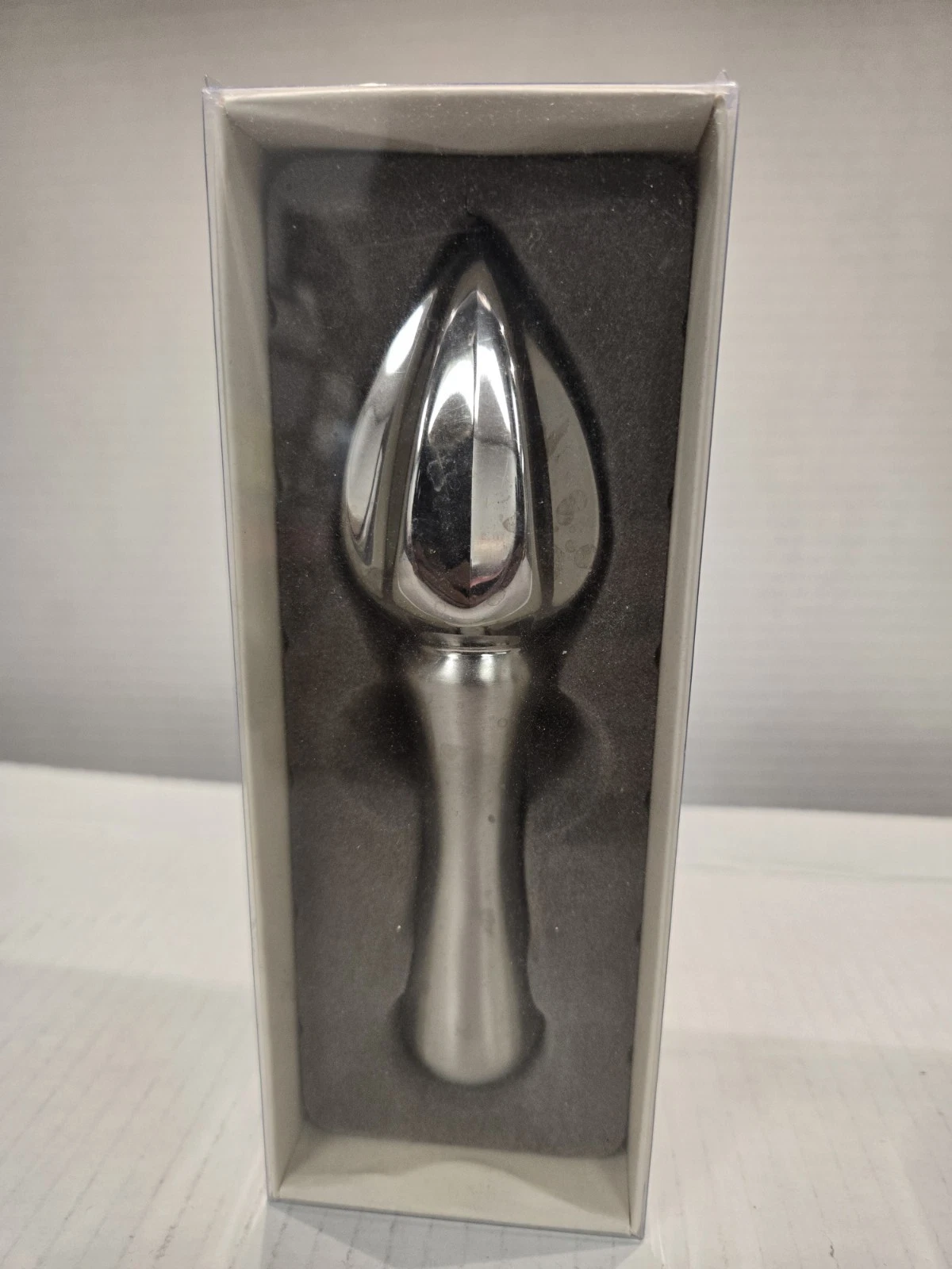 Manual Juicer New in Box Pottery Barn Essential Citrus Reamer