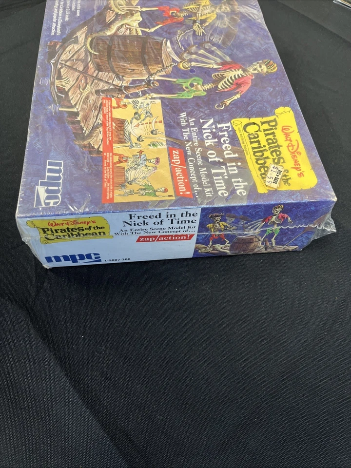 1972 MPC Freed In The Nick Of Time Pirates Of The Caribbean Factory Sealed Model - Image 3 of 4