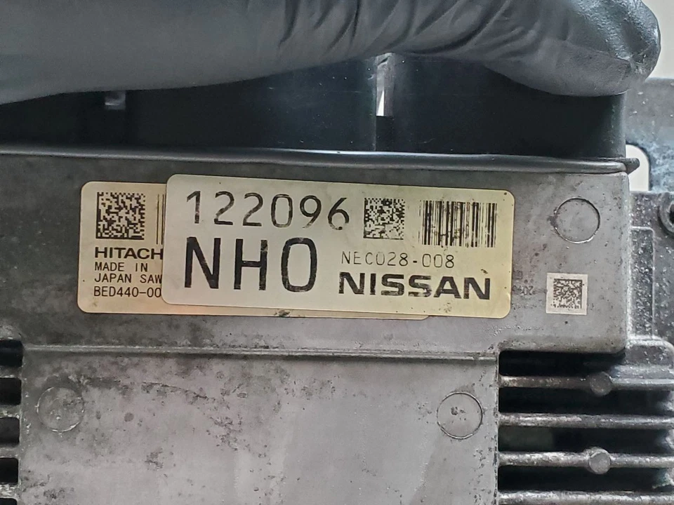 Módulo de control del motor Nissan Armada 2017 ECM 5,6 L OEM NEC028-008 Foto 4 de 4