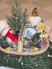 Vintage Rustic Christmas Gift Basket w/tree-push puppet-trinket dish-runner-more