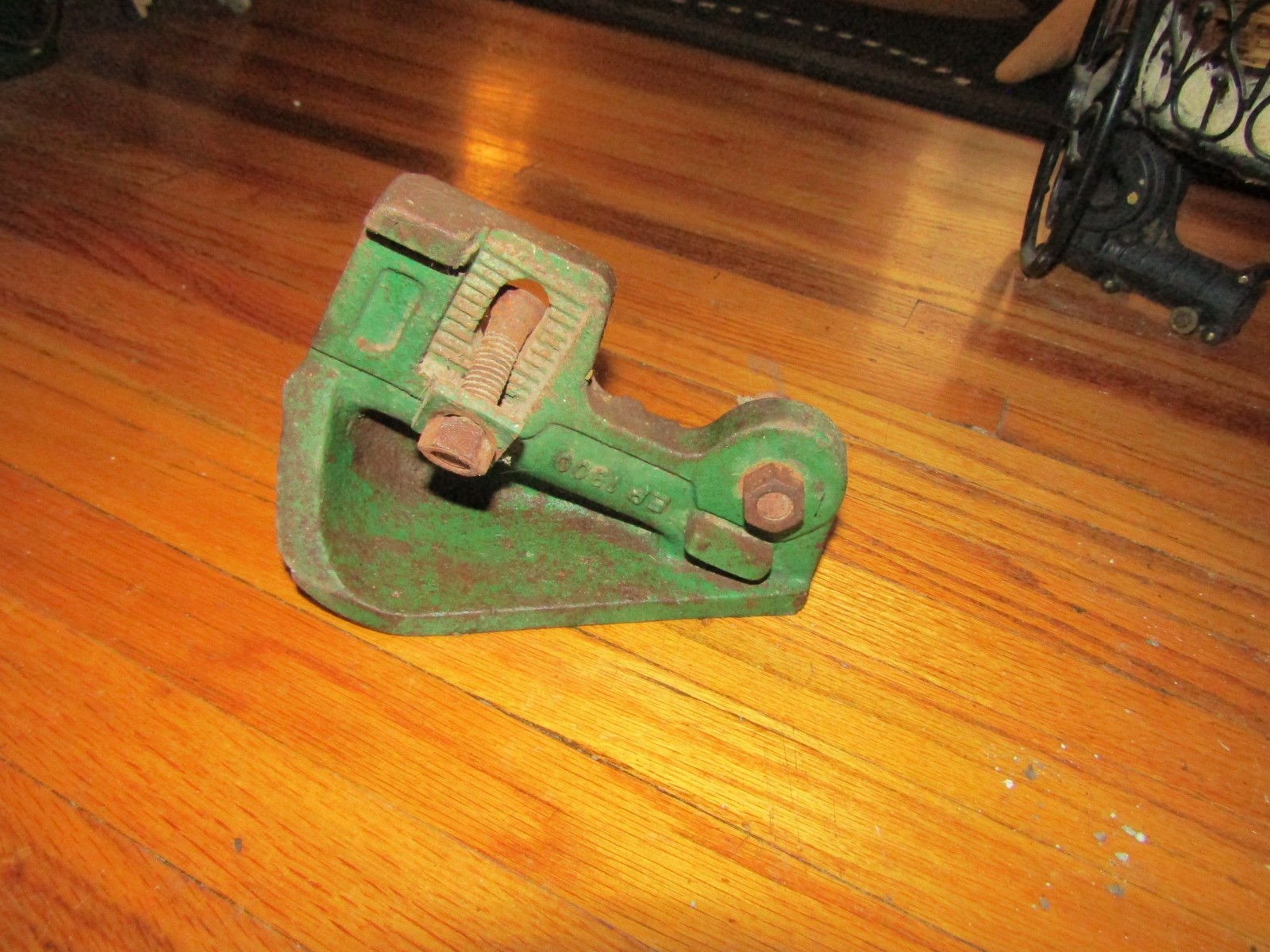 New Old Stock Landside Heel for Oliver Moldboard Plows, EP1300