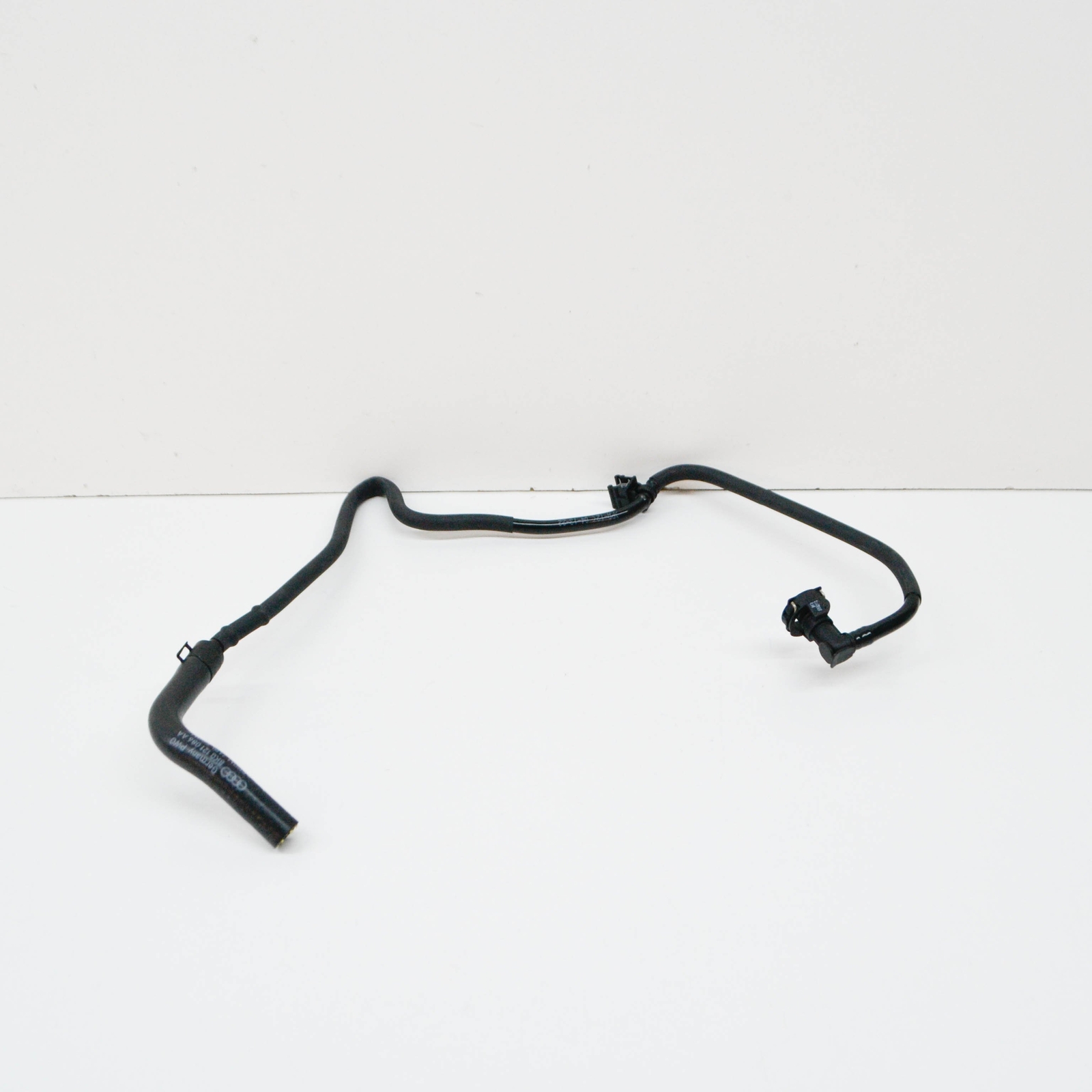 NEW AUDI A5 SPORTBACK 8T ENGINE EXPANSION TANK VENT HOSE 8K0121086AA ORIGINAL