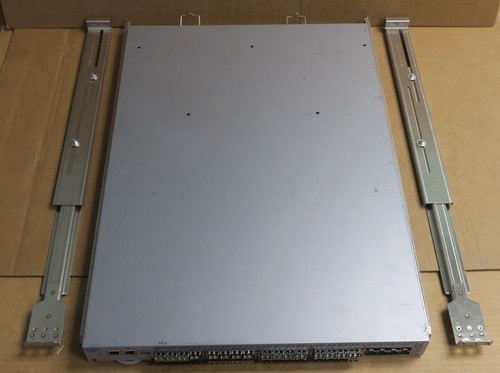 Brocade DS-5100B EM-5120-0008 40-Port 8Gb Fibre Channel Switch 32-Ports Active - Picture 2 of 5