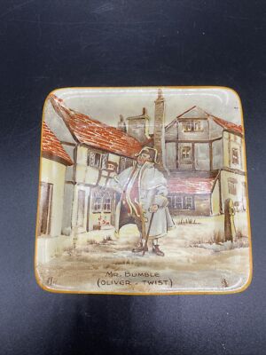 Mr Bumble From Oliver Twist Trinket Dish Porcelaine 4  By 4 