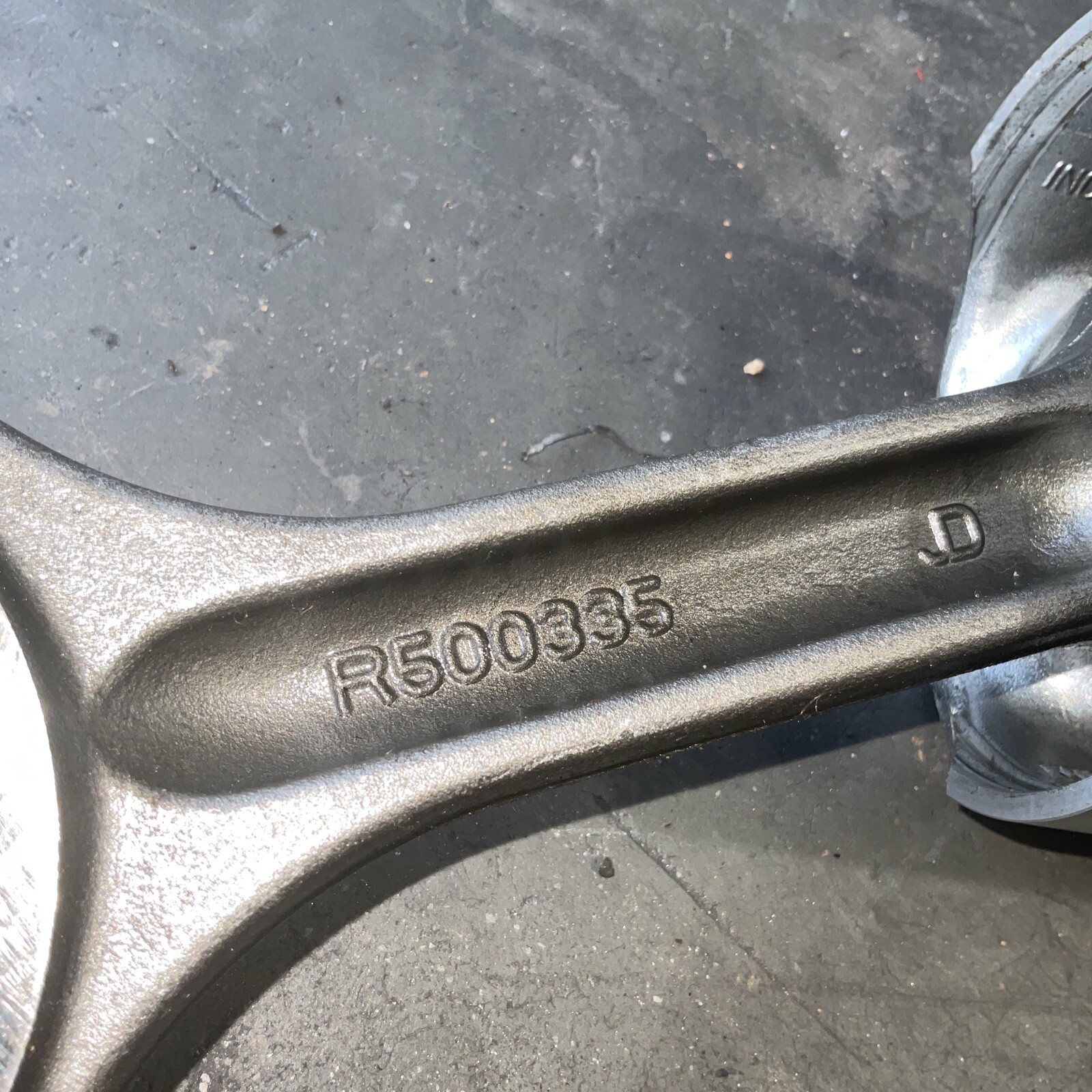 John Deere 6068 Connecting Rod and Piston Assembly R500335 OEM