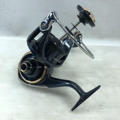DAIWA Saltiga 20000-H Spinning Reel 20 Model No Spool w/ Case