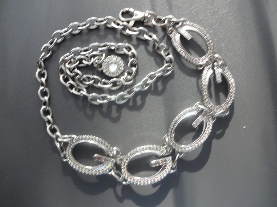 Vtg Guess Silver-tone Logomania With Crystals Logo Chain Heavy Metal Belt 30-36" - Image 2 of 4