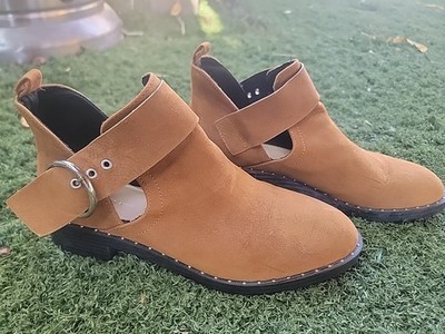 PULL&BEAR Brown Booties  6.5