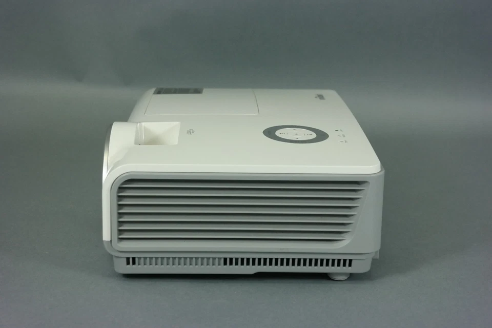Bright Vivitek D853W DLP Projector 4K 3200 Lumens 2160p | Includes Accessories - Image 4 of 4