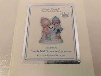 Precious Moments~share the gift of love Coll~Couple With Snowman Ornament - NEW
