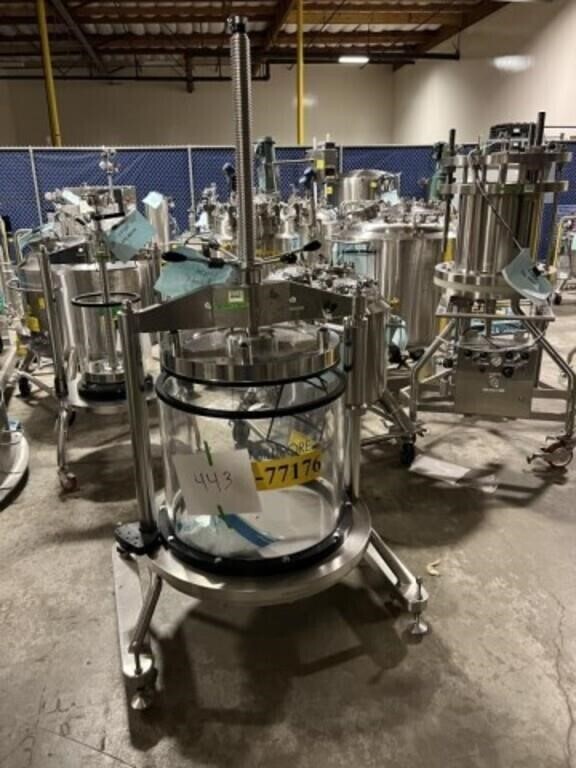 Millipore Acrylic Chromatography Column on Wheels, 80 Liters