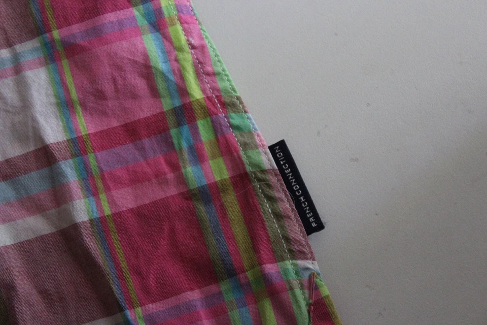 Camisa COMO NUEVA French Connection Rosa Audaz a Cuadros Abotonada Mediana M Delgada Foto 2 de 4