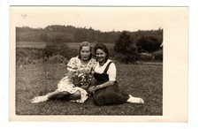 Vintage Foto Silbergelatine 1940er – zwei attraktive Frauen, Handabzug WW2 2WK