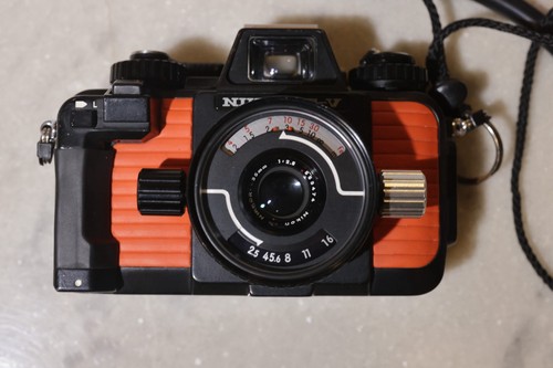 Nikon Nikonos V 35mm Fotocamera Subacquea Vintage Con Obiettivo 35mm F/2.5 – Testata Funzionante