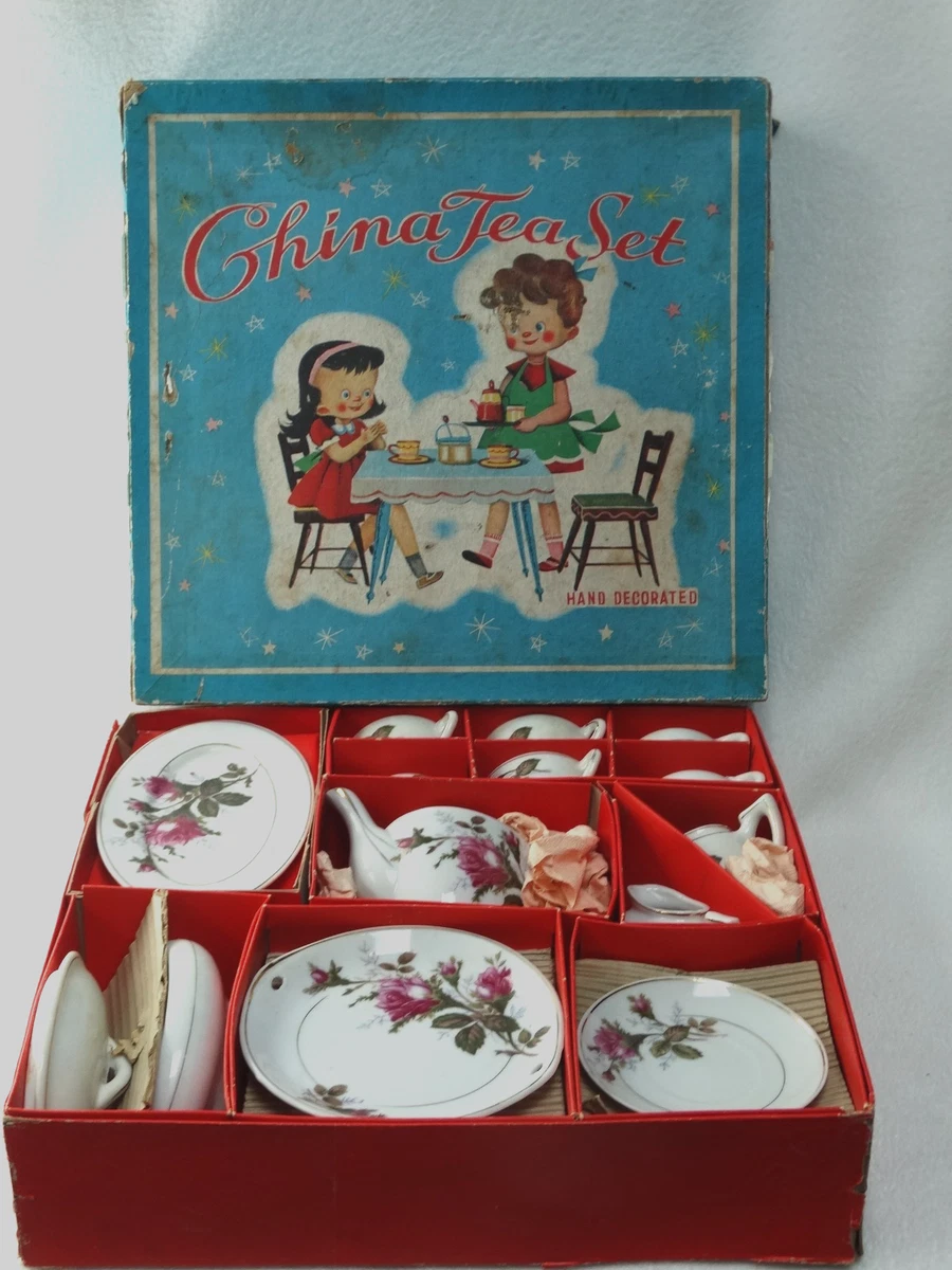 GICO Maletín De Juego De Té De Porcelana Con Diseño De Mariquitas – 14 Piezas (tetera, Azucarero, Jarra, 2 Tazas, 2 Platos, 2 Cucharas Y Servilletas) Para Niños, Maletín 21x15x8 Cm