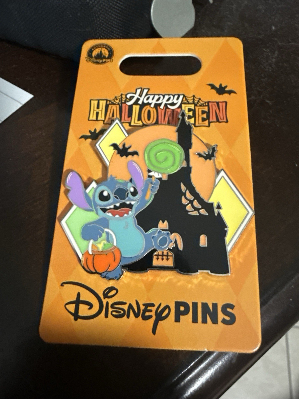 Disney Parks 2026 Stitch Happy Halloween Castle Pin Glow-In-The-Dark - NEW