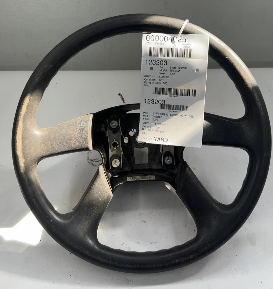 2002-09 TrailBlazer Steering Wheel Gray Inttiltcruise - Image 3 of 4