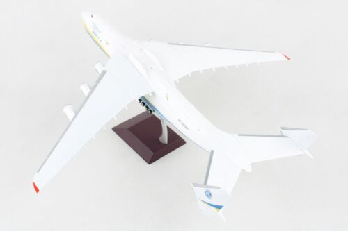 MODELO DIECAST GEMINI 200 (G2ADB1225) ANTONOV AIRLINES "MRIYA" AN225 ESCALA 1:200 - Imagen 10 de 19