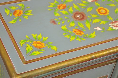 Vintage French Country Style Blue Painted Floral Wooden 2 Door Cupboard Cabinet - Picture 8 of 12