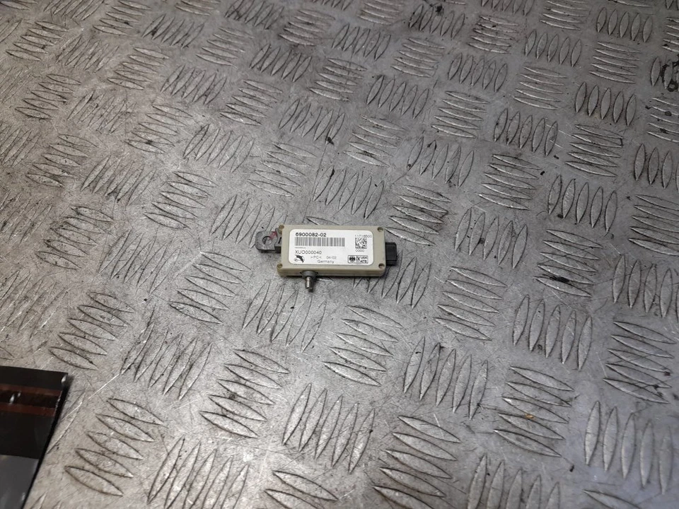 MODULO AMPLIFICATORE ANTENNA LAND ROVER RANGE ROVER 2002-2012 6900082-02 - Immagine 3 di 4