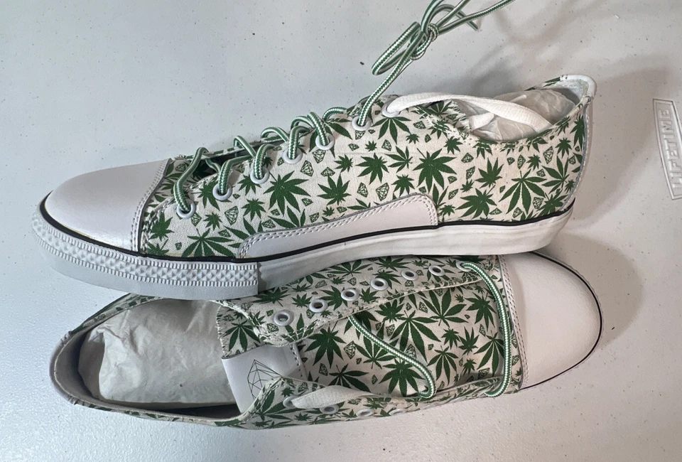 Diamond Supply x Jet Life Curren$y Low 4/20 Sneaker Limited # Made. Size 10 - Image 4 of 4