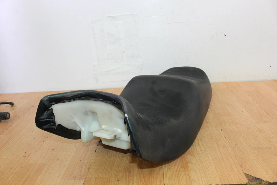 Sillín de asiento Suzuki Katana GSX750F 1995 Foto 3 de 4