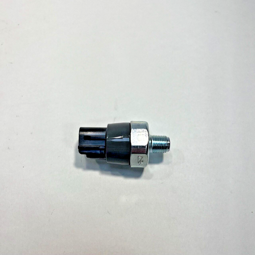 Interruptor de presión de aceite fabricante de equipos originales para ISUZU NKR FSR NQR 8971762300 - Imagen 8 de 8