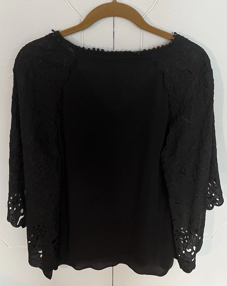 Top Kobi Halperin negro seda con encaje adornado (L) Foto 2 de 4