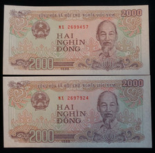 Viet Nam, 2 x matching, Uncirculated, 2000 Dong, Banknotes, 1988. Pick # 107.