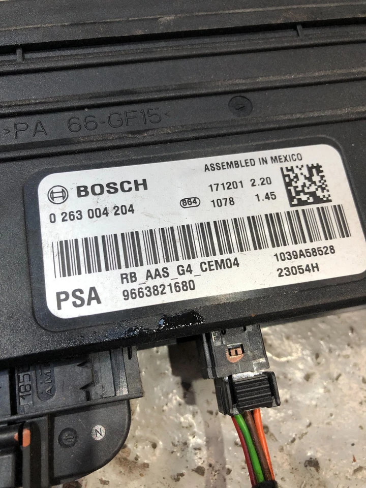 Módulo de control sensor aparcamiento Citroen Berlingo 9663821680 2018 s68 Foto 2 de 4