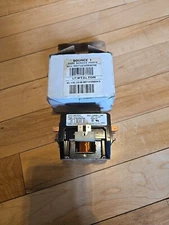 Source 1 HVAC Part P02426566700 9020 P Contactor