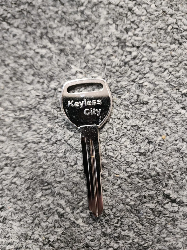 Lote de 100 llaves en blanco HD103 para vehículos Honda y Acura totalmente nuevas Foto 2 de 4