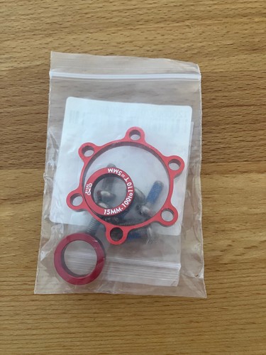 Fahrrad VR Boost Hub Adapterset Vorderrad 15 x 5 mm 100mm auf 110mm Alu rot