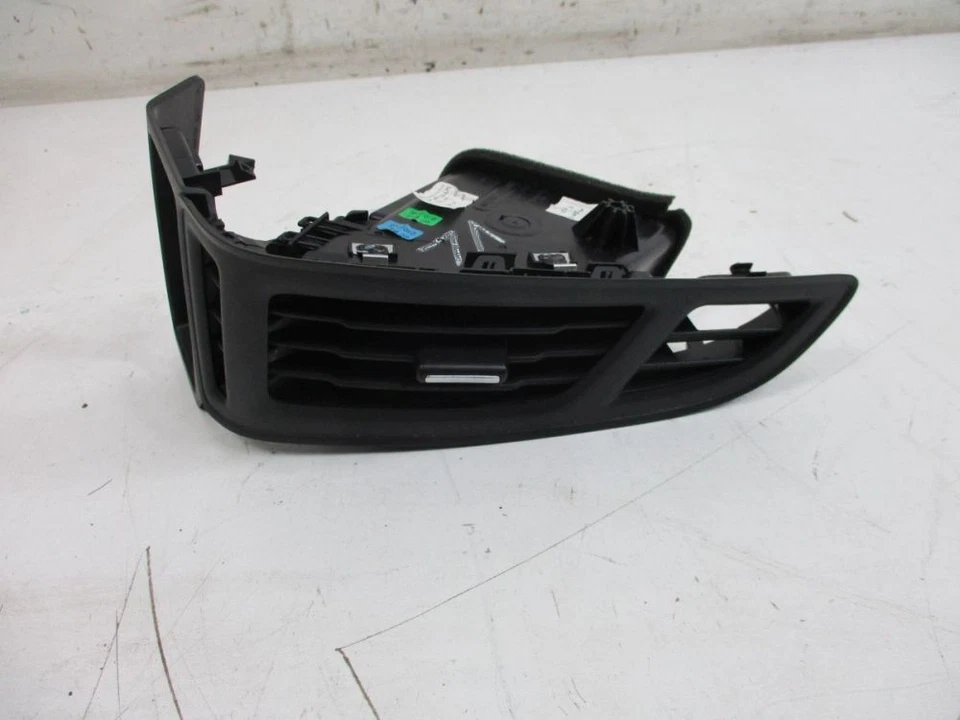 Parrillas de ventilador de chorro de aire ventilación ventilación de aire delantero izquierdo aptas para Ford Focus III Foto 2 de 4