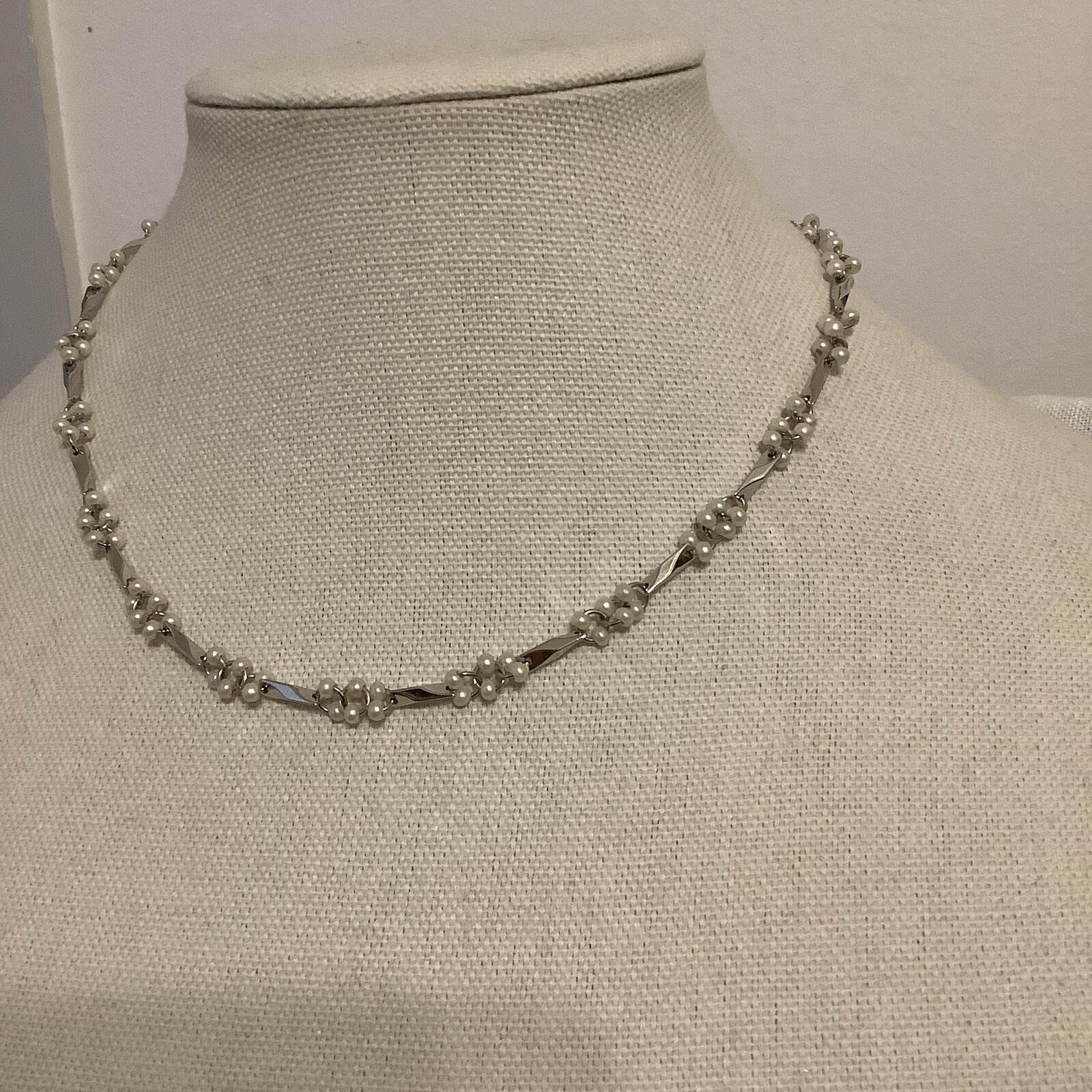 Vintage Royal STYLE Faux Pearls Earrings Necklace Jewelry Set 18” eBay