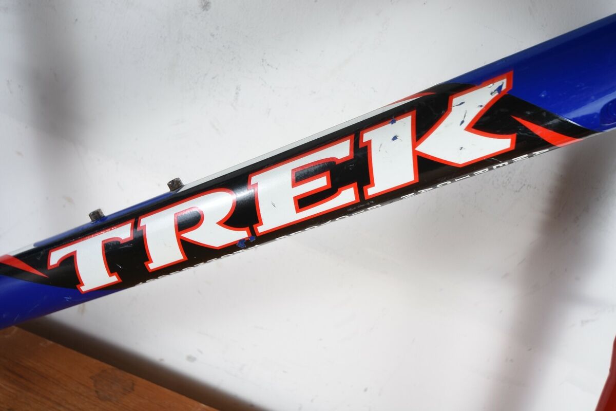 TREK 8000 Hardtail Custom Alloy SLR Frame Mountain Bicycle TREK 8000 Hardtail Custom Alloy SLR Frame Mountain Bicycle