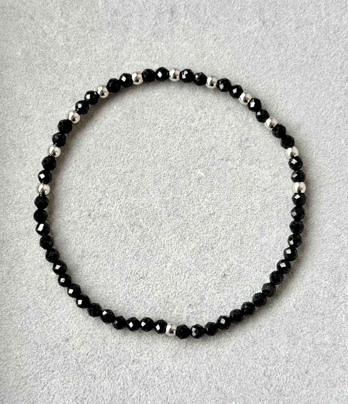 Elastisches Armband aus Natursteinen Edelstein : Schwarzer Turmalin -17cm