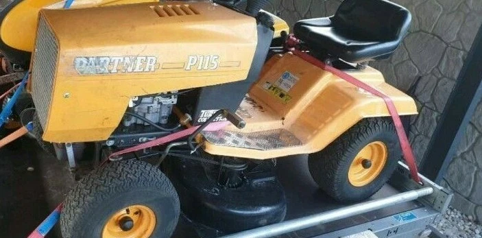 Aufsitzmäher Rasentraktor Verkleidung Tritt Bleche Riffelblech Weedeater Partner - Bild 3 von 3