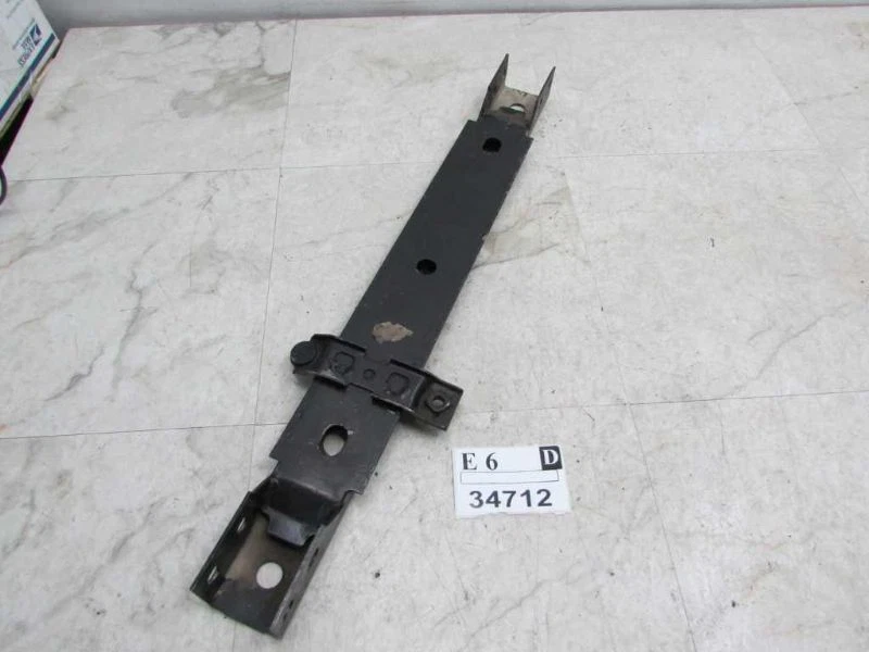 2001 Isuzu Rodeo 3.2L 4 cilindros suporte de motor dianteiro suporte de montagem fabricante de equipamento original - Imagem 2 de 4