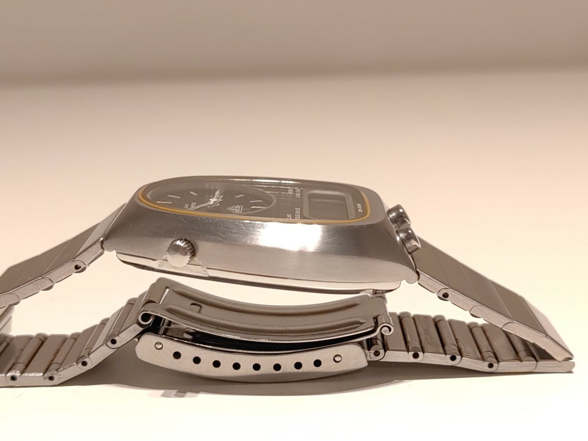 VINTAGE RARE MEN'S ANA-DIGI QUARTZ WATCH