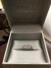 Women’s Diamond Accent Milgrain band Size 6.5 10k white gold Just Reduced