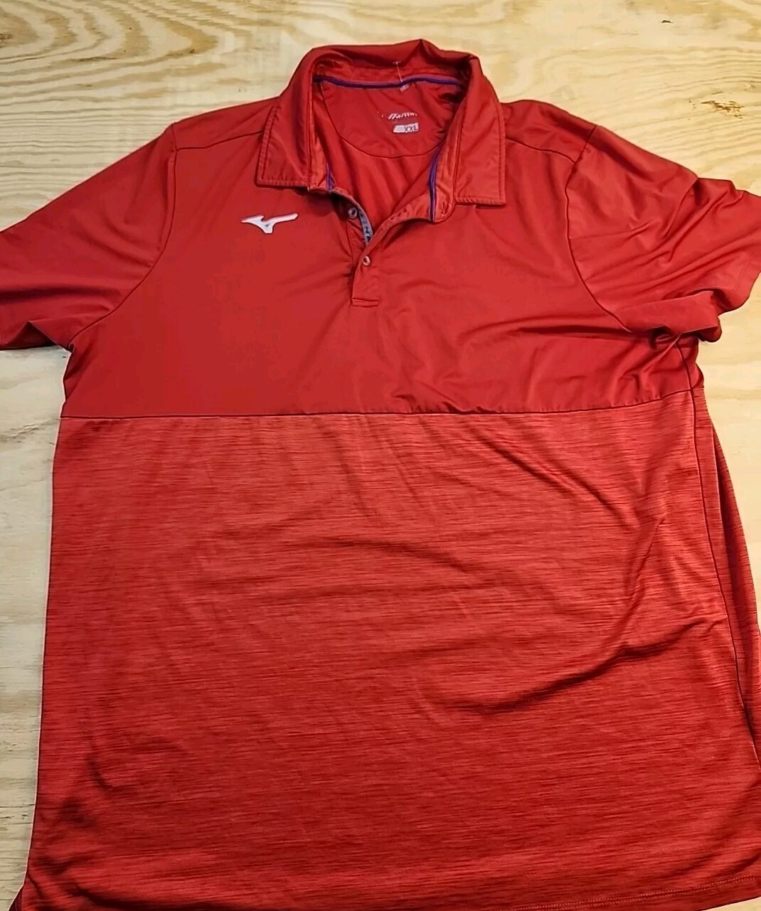 Mizuno Performance Red Lightweight Poly Blend Pol… - image 1