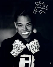 SUMIKO INABA Autograph Signed 8x10 Photo #1 BELLATOR FIGHTER MMA PRETTY HAWAII