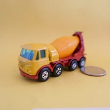 lMatchbox Lesney Foden Concrete Truck No. 21 Green Base Transitional Wheels