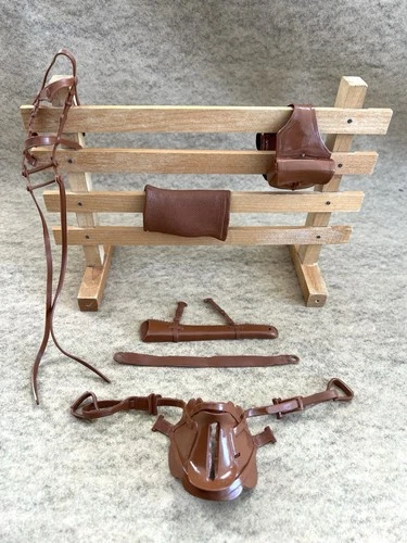 Marx Johnny West Original Canadian Caramel  Cavalry Saddle Set Comanche  Horse