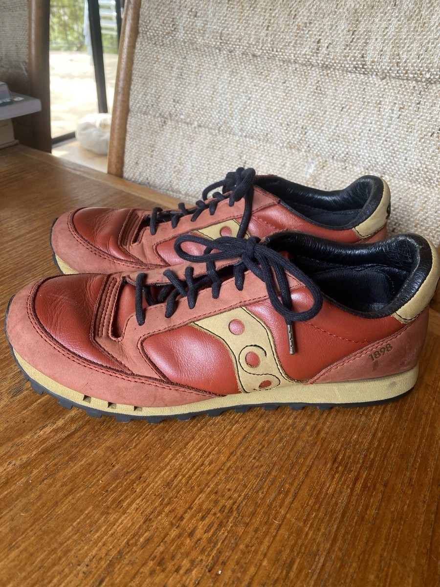 Saucony Jazz Womens Sneakers Red Gold Leather Lace Up