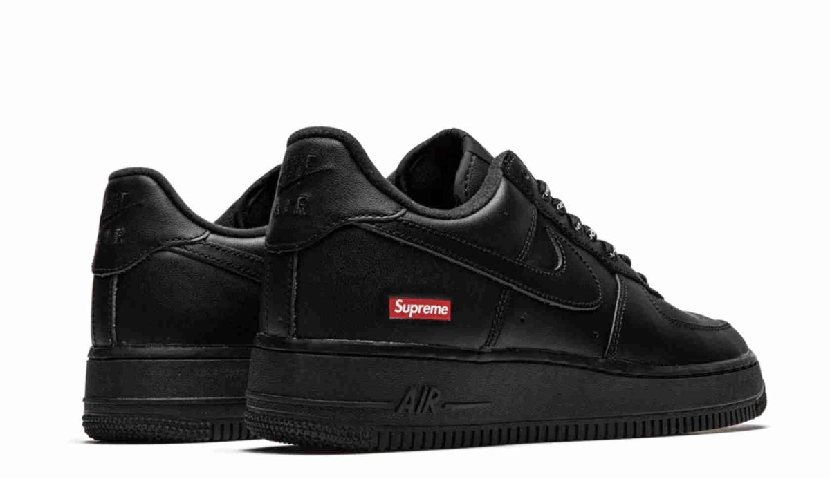 Supreme × Nike Air Force 1 Low BLACK 黒 Nike x Supreme Air Force 1 Low 